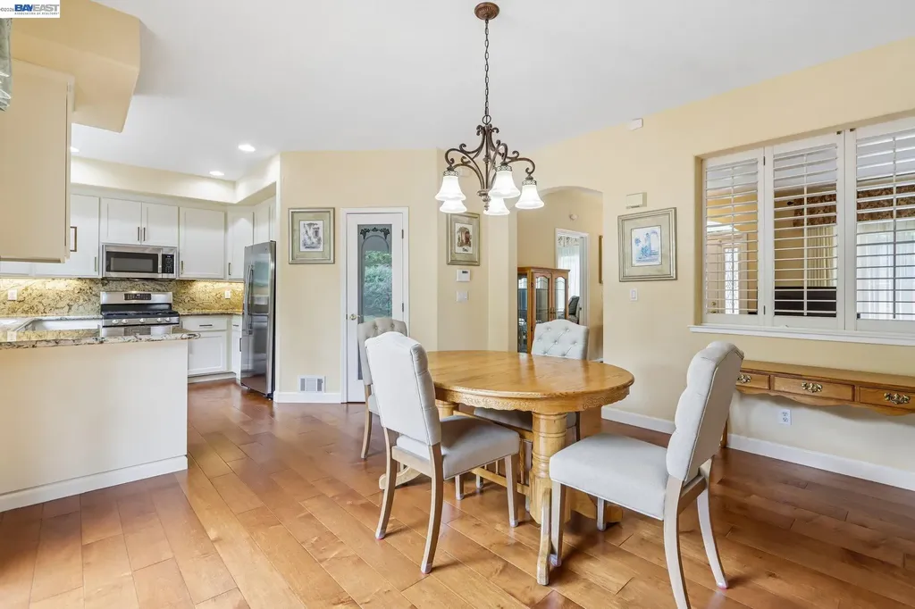 5305 Willow Glen Place Castro Valley CA 94546