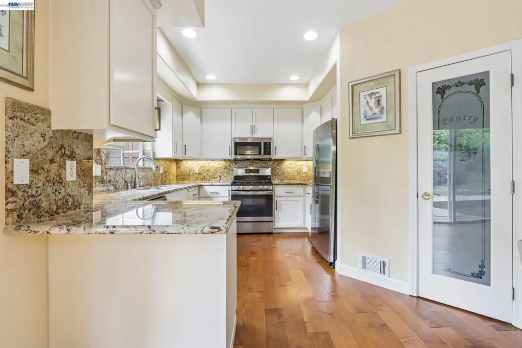 5305 Willow Glen Place Castro Valley CA 94546