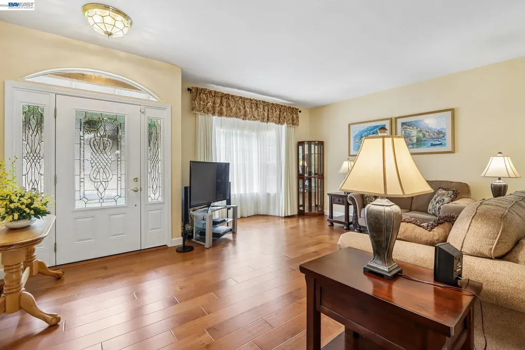 5305 Willow Glen Place Castro Valley CA 94546