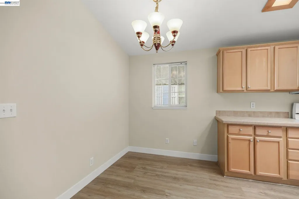 3263 Vineyard Ave., #187 Pleasanton CA 94566