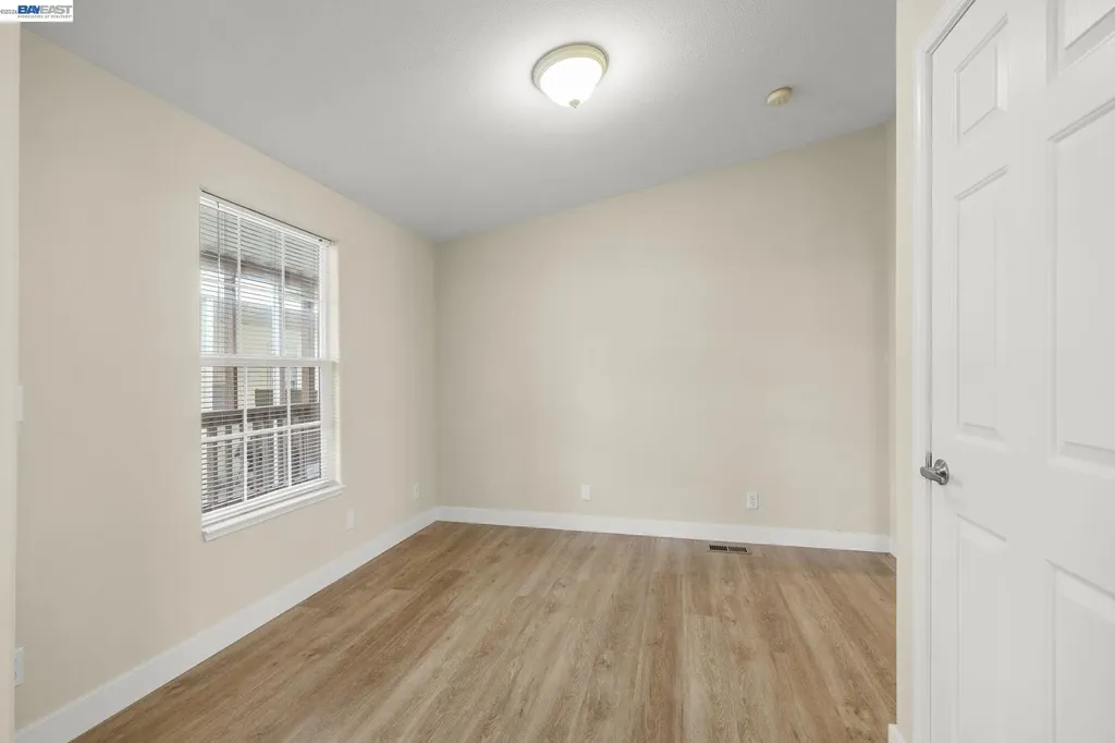 3263 Vineyard Ave., #187 Pleasanton CA 94566