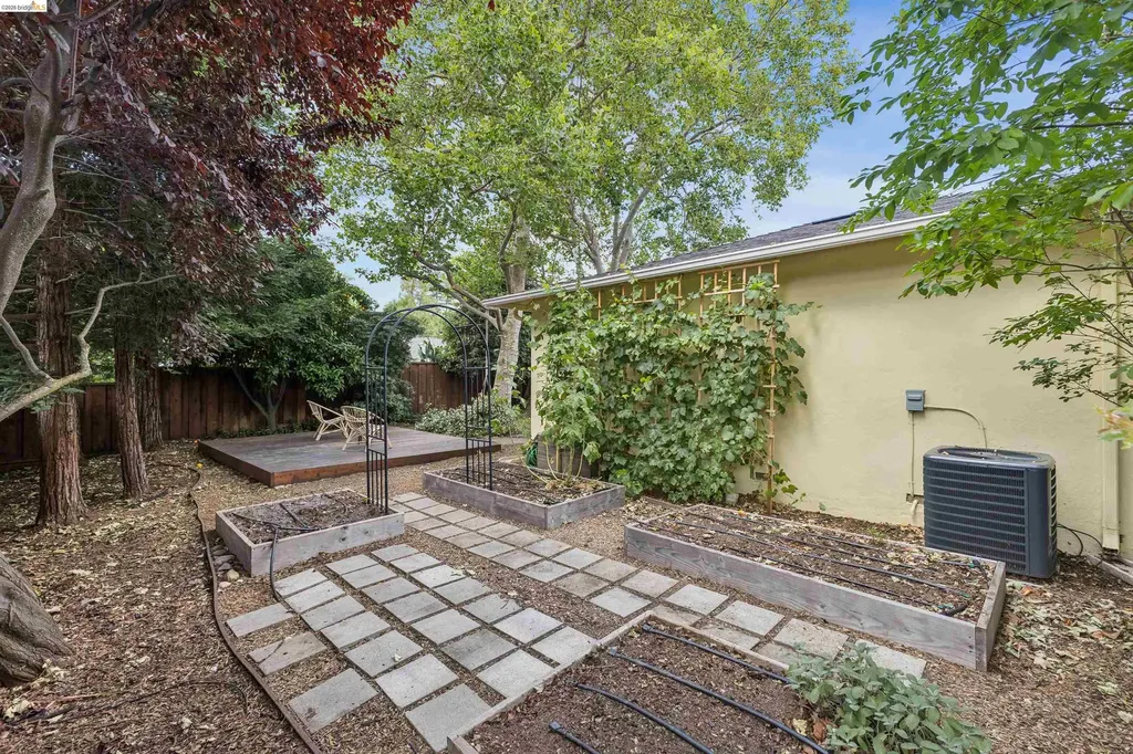 1231 Coventry Road Concord CA 94518