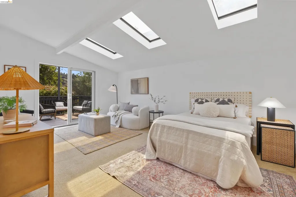 4638 Reinhardt Drive Oakland CA 94619
