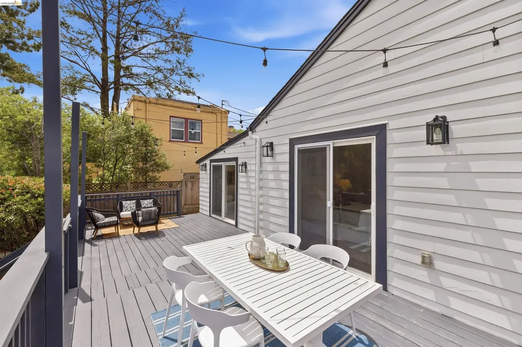 4638 Reinhardt Drive Oakland CA 94619