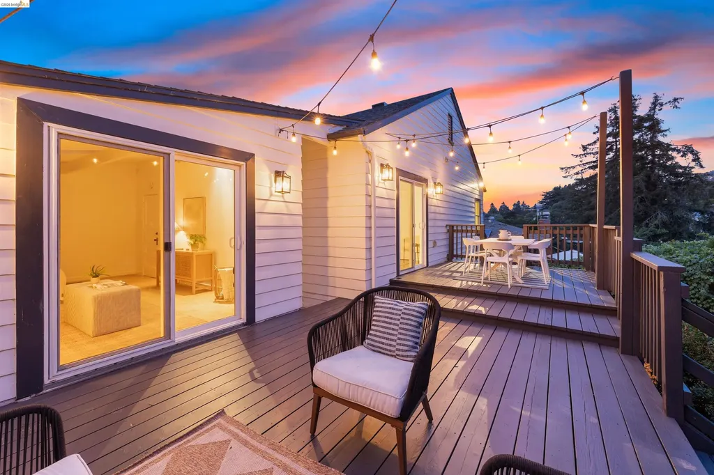4638 Reinhardt Drive Oakland CA 94619