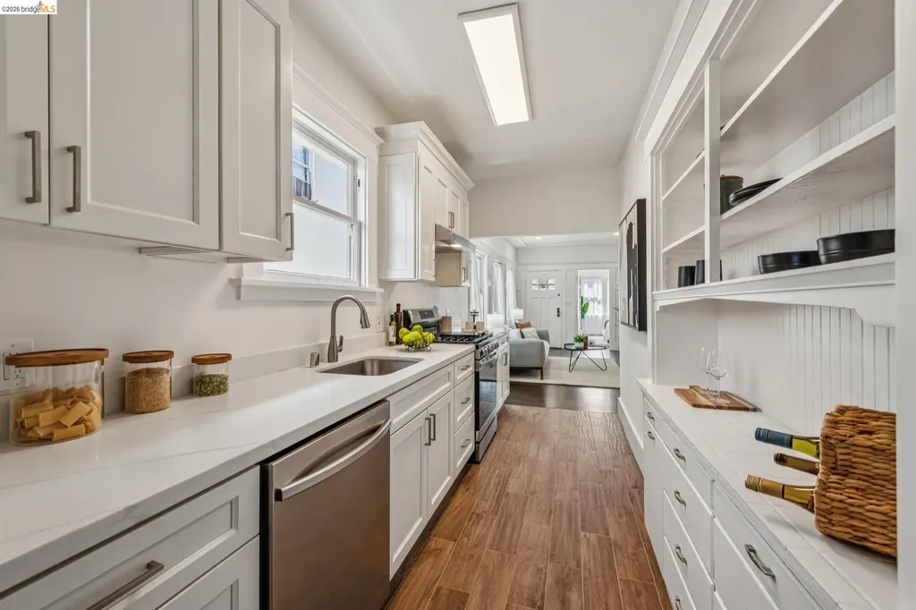 4120 Webster Oakland CA 94609