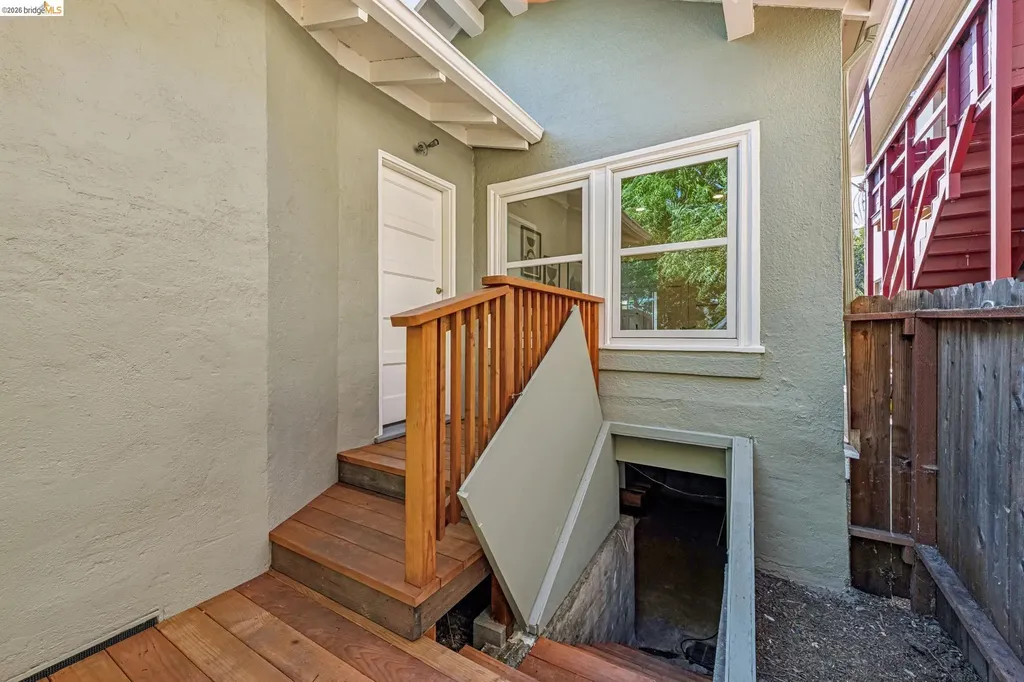 4120 Webster Oakland CA 94609