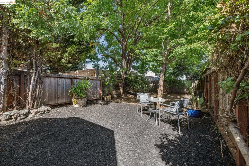 4120 Webster Oakland CA 94609