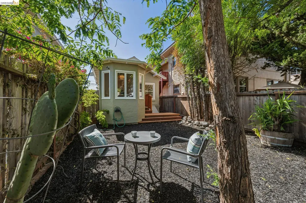 4120 Webster Oakland CA 94609