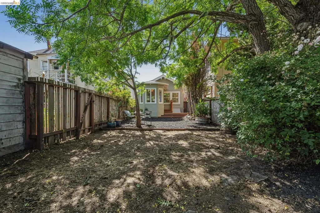 4120 Webster Oakland CA 94609