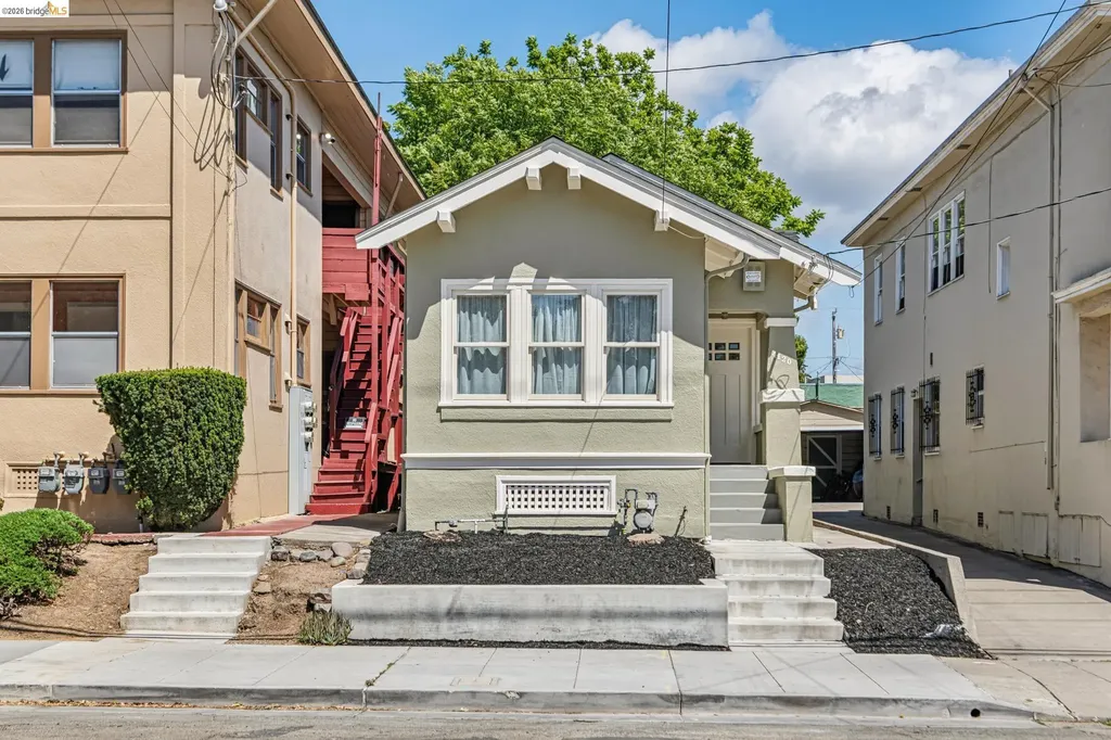 4120 Webster Oakland CA 94609