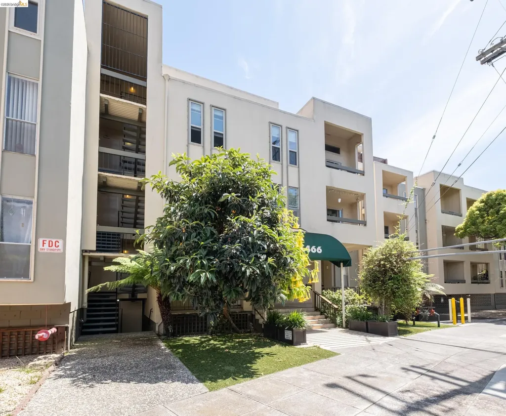 466 Crescent Street Oakland CA 94610