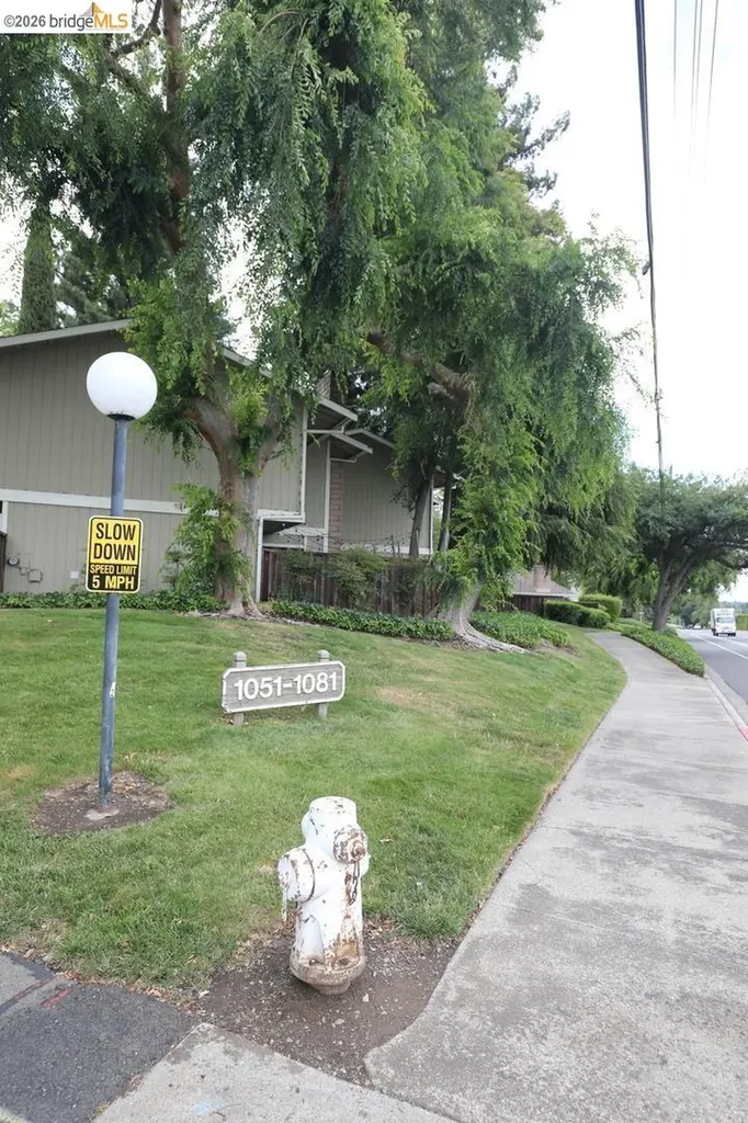1055 San Ramon Valley Boulevard Danville CA 94526