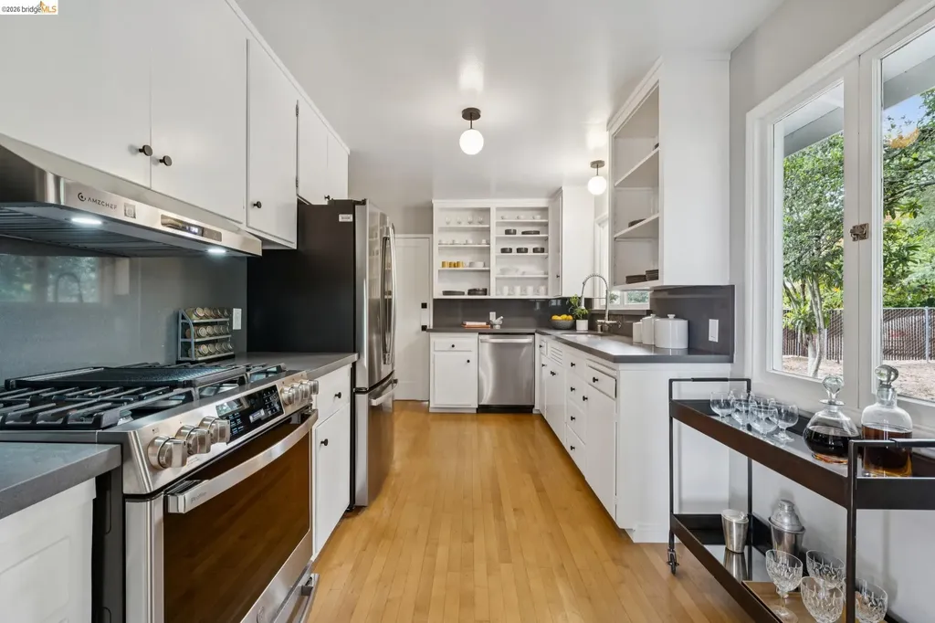 1427 Summit Road Berkeley CA 94708