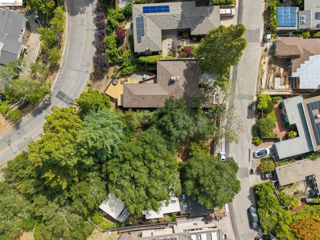 1427 Summit Road Berkeley CA 94708