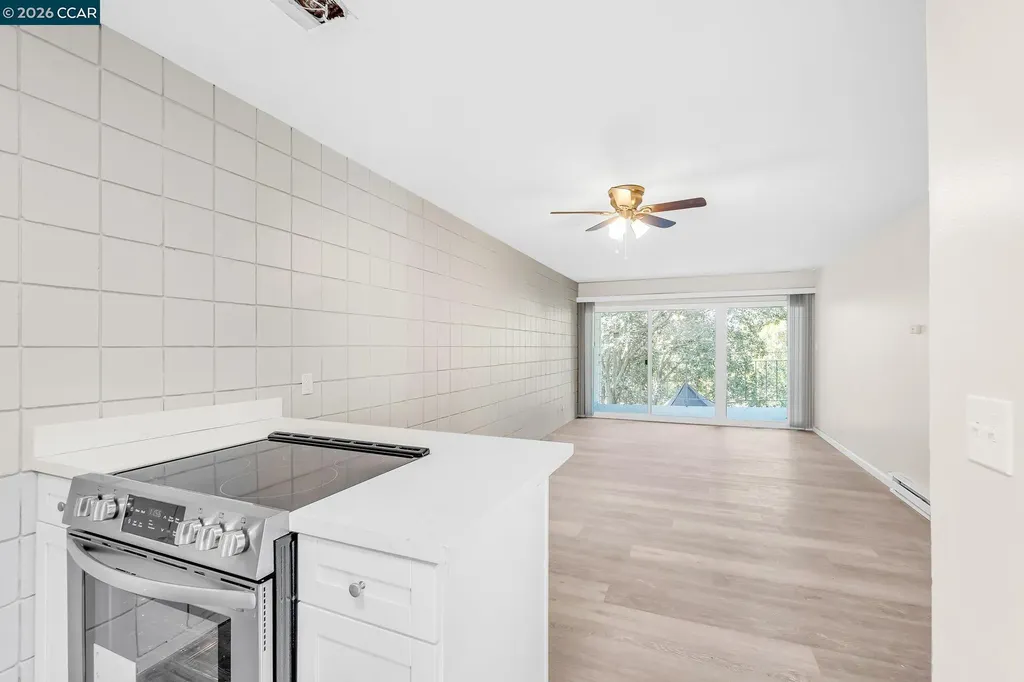 944 Walpert Street Hayward CA 94541