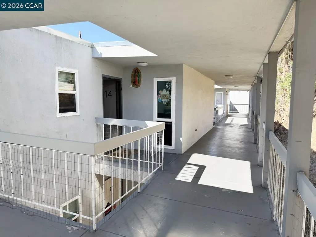 944 Walpert Street Hayward CA 94541