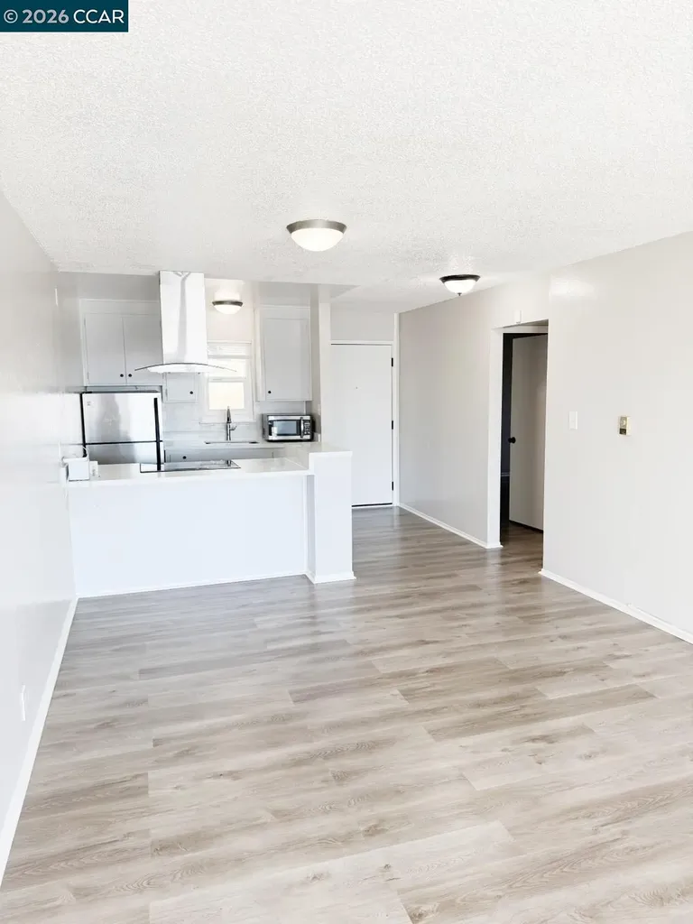 944 Walpert Street Hayward CA 94541