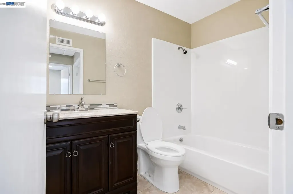 32844 Arbor Vine Drive Union City CA 94587
