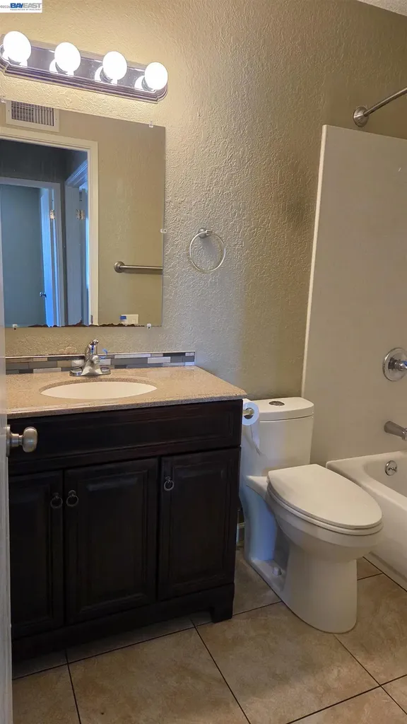 32844 Arbor Vine Drive Union City CA 94587