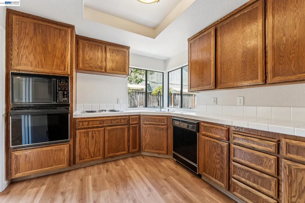 365 Channing Way Alameda CA 94502