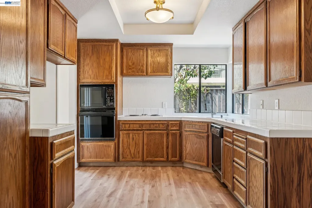 365 Channing Way Alameda CA 94502
