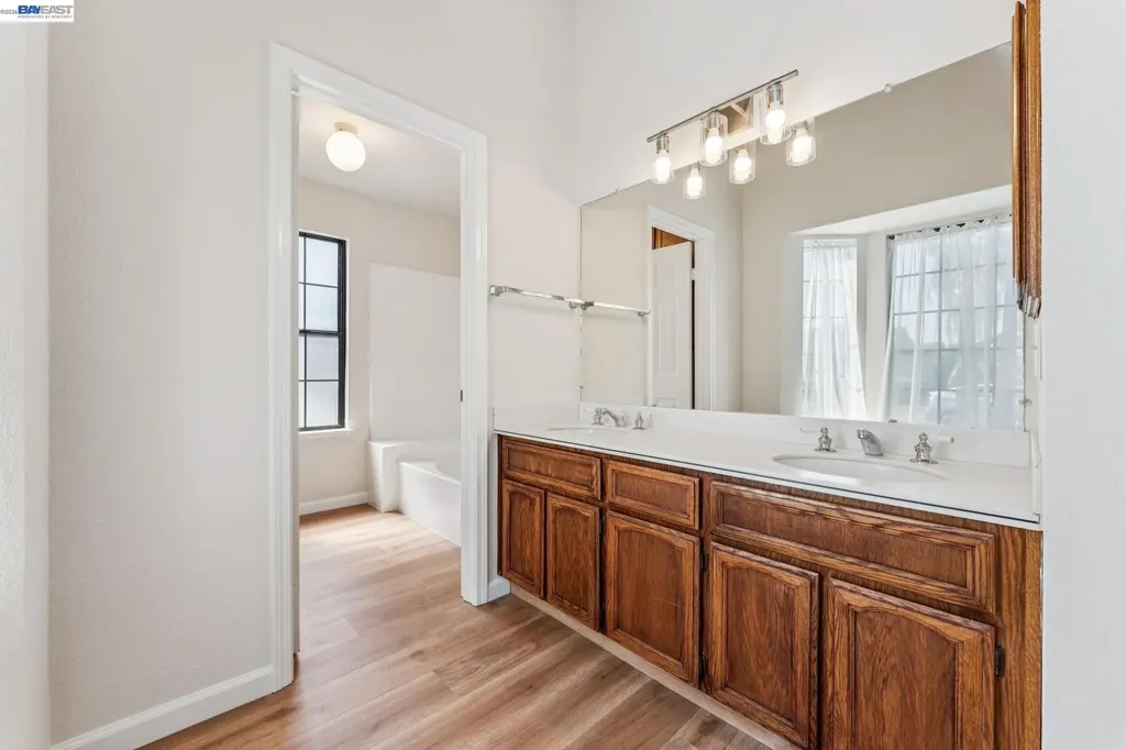 365 Channing Way Alameda CA 94502