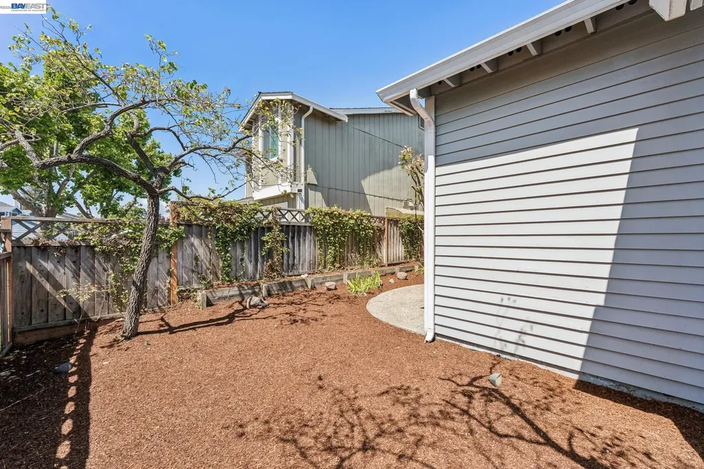 365 Channing Way Alameda CA 94502