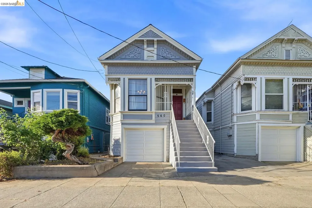 560 45th Street Oakland CA 94609
