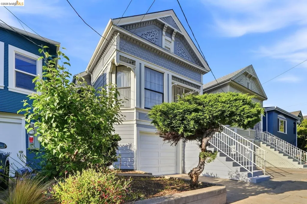 560 45th Street Oakland CA 94609