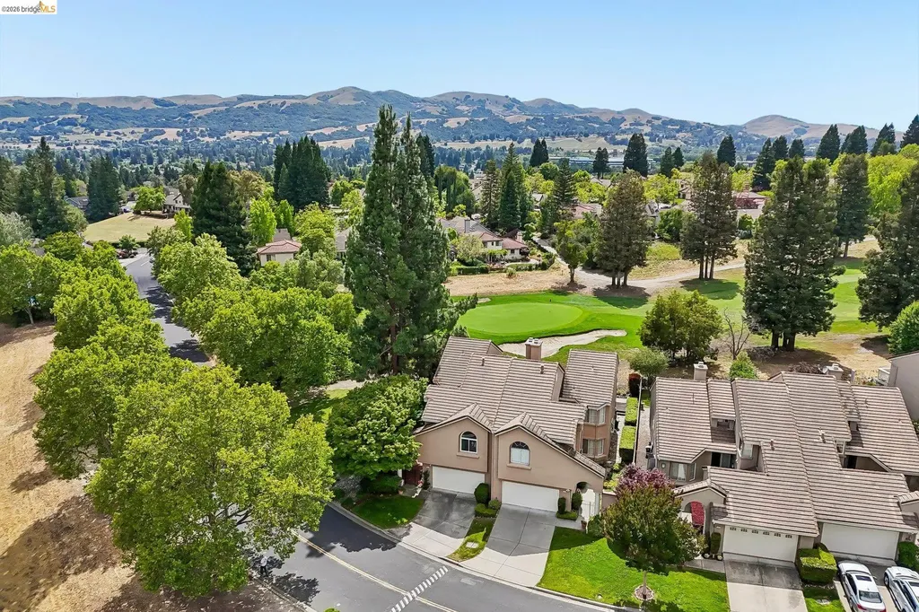 1251 Canyon Side Avenue San Ramon CA 94582