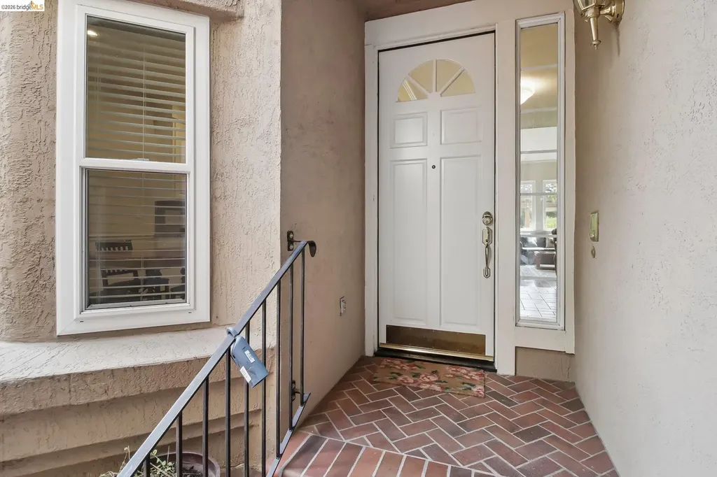 1251 Canyon Side Avenue San Ramon CA 94582