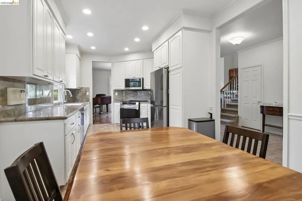 1251 Canyon Side Avenue San Ramon CA 94582