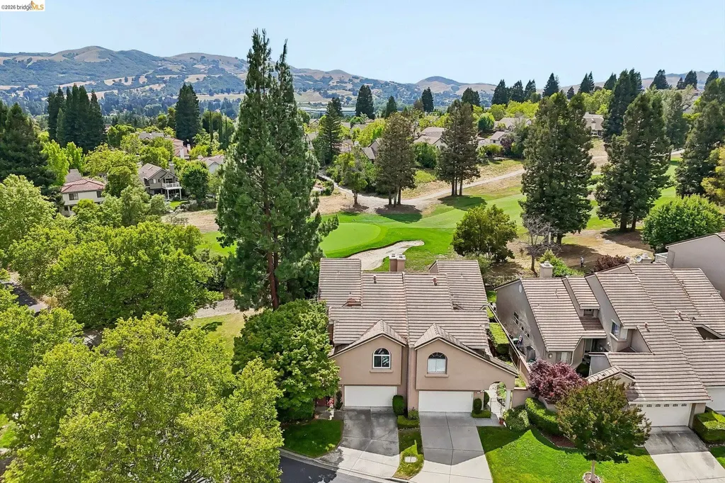 1251 Canyon Side Avenue San Ramon CA 94582