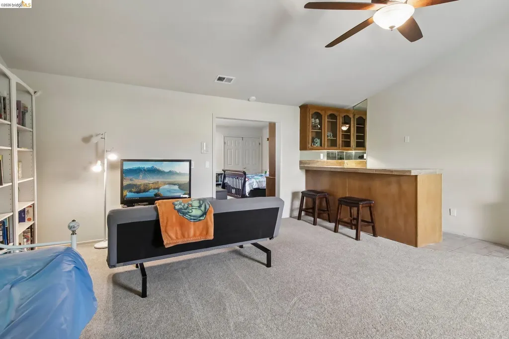 1251 Canyon Side Avenue San Ramon CA 94582