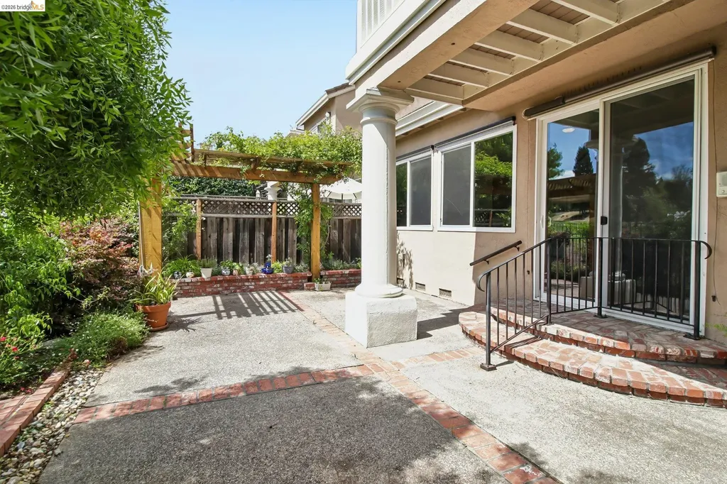 1251 Canyon Side Avenue San Ramon CA 94582