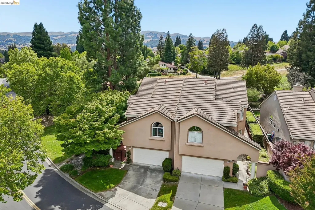 1251 Canyon Side Avenue San Ramon CA 94582