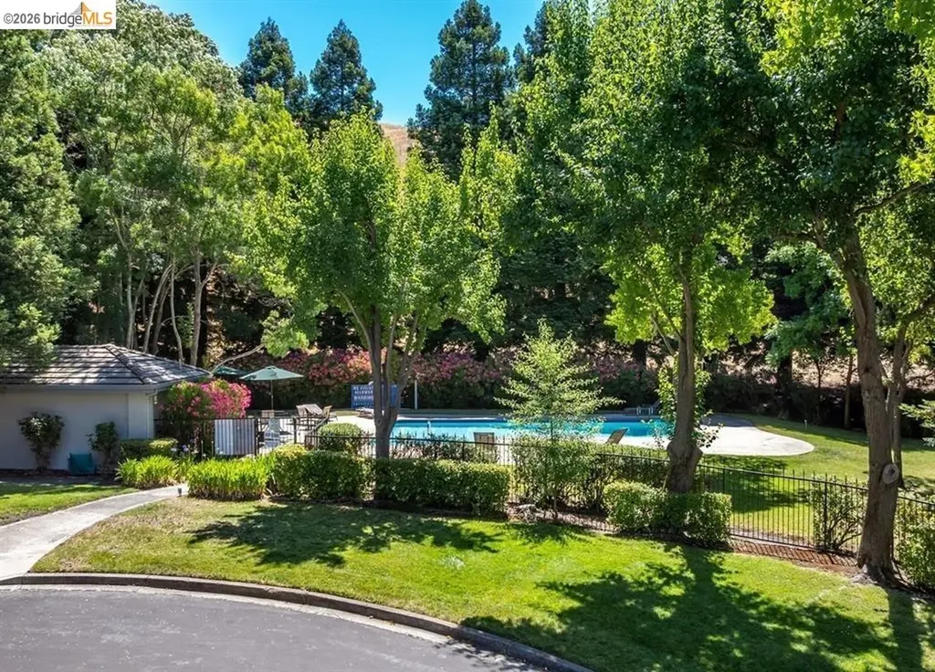 1251 Canyon Side Avenue San Ramon CA 94582