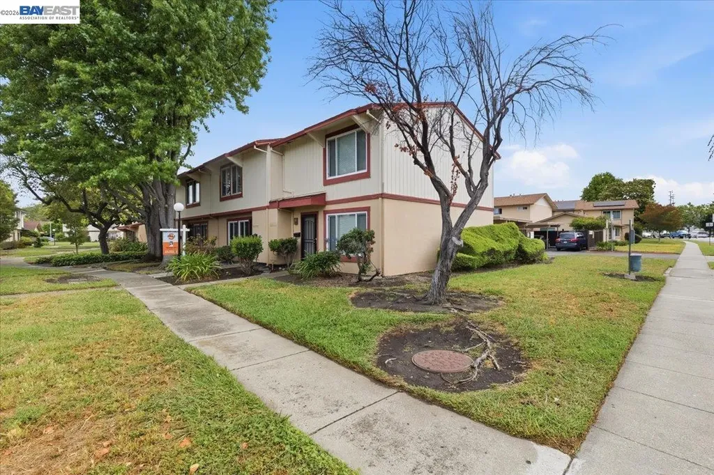 2465 Arf Avenue Hayward CA 94545