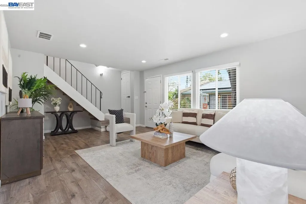 2465 Arf Avenue Hayward CA 94545