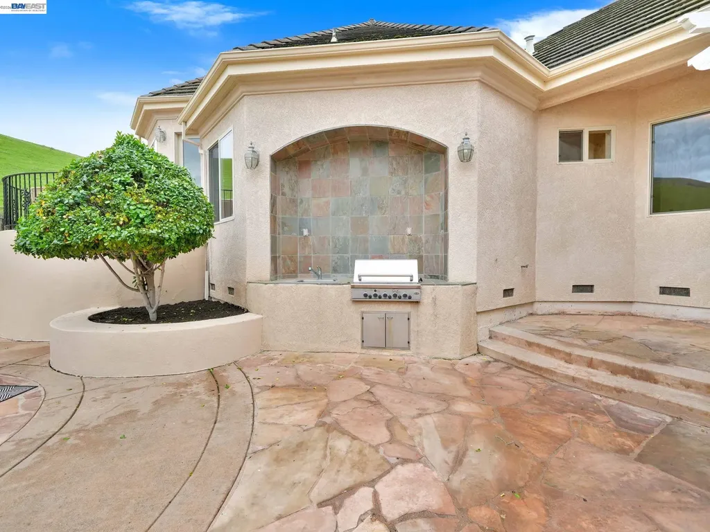 46890 Rancho Higuera Road Fremont CA 94539