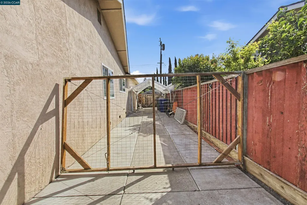 1740 Clayton Way Concord CA 94519