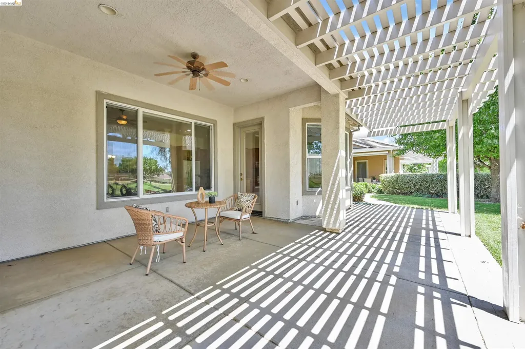 930 Suntan Brentwood CA 94513