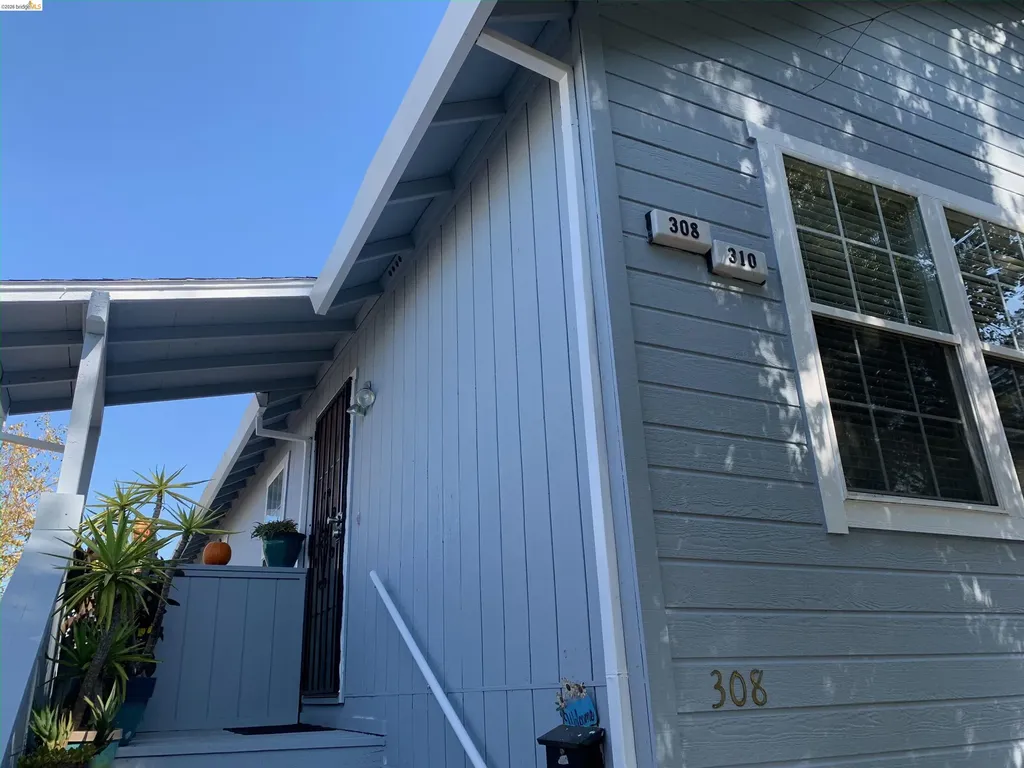 308 Florida Vallejo CA 94590