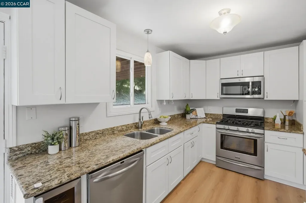 2979 Higuera Avenue Pinole CA 94564