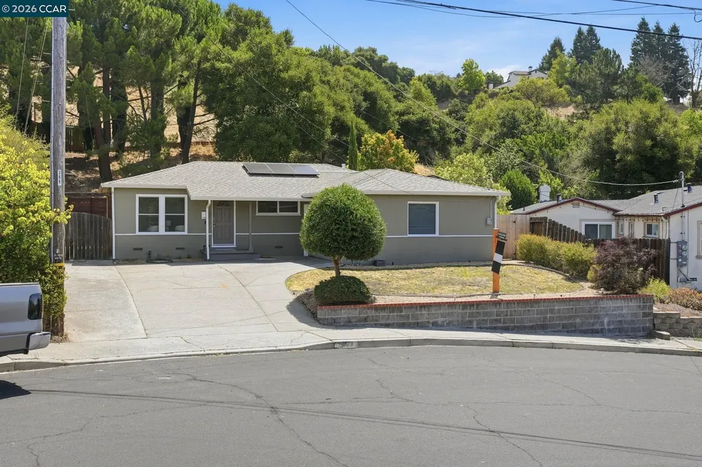 2979 Higuera Avenue Pinole CA 94564