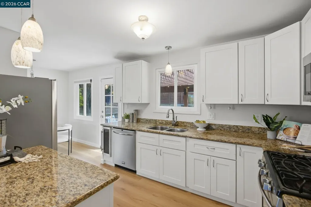 2979 Higuera Avenue Pinole CA 94564