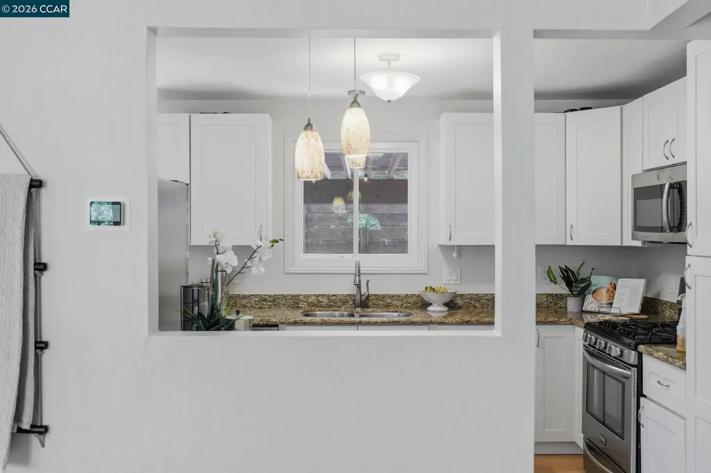 2979 Higuera Avenue Pinole CA 94564
