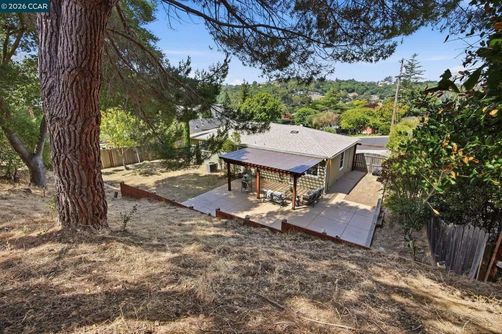 2979 Higuera Avenue Pinole CA 94564