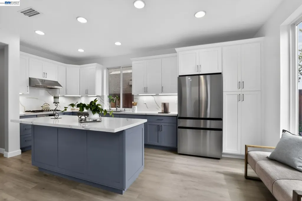 2667 Chocolate Street Pleasanton CA 94588